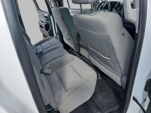 Used 2019 Chevrolet Silverado 2500 W/T AWD/4WD image 14