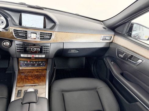 Used 2014 Mercedes-Benz E 350 Sedan image 50