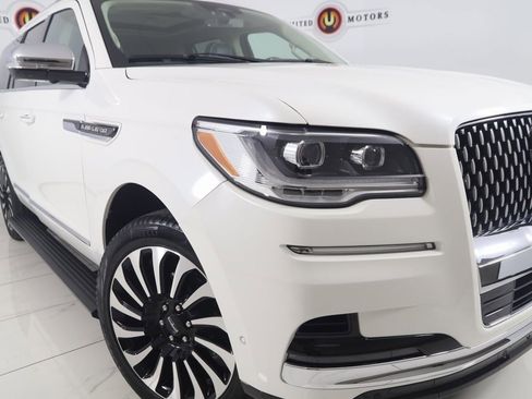 Used 2023 Lincoln Navigator Black Label image 20