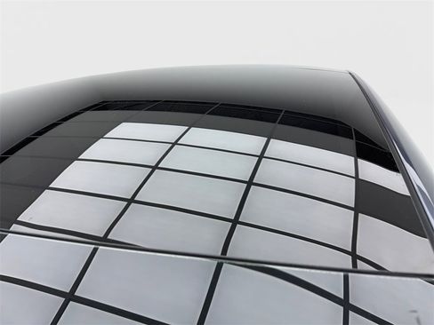 Used 2023 Tesla Model 3 Standard Range image 13