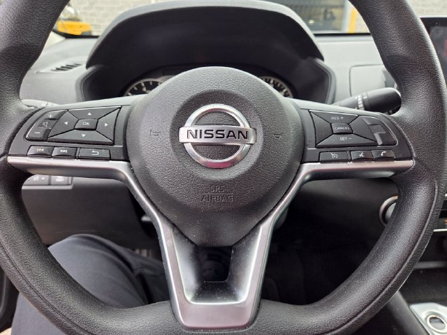Used 2022 Nissan Altima 2.5 SV FWD image 17