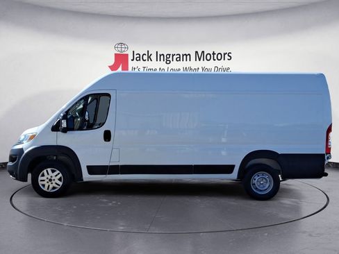 Used 2023 RAM ProMaster 3500 w/ Convenience Group image 2