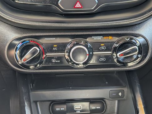 Used 2020 Kia Soul GT-Line w/ GT 2.0L Power Sunroof Package FWD image 21