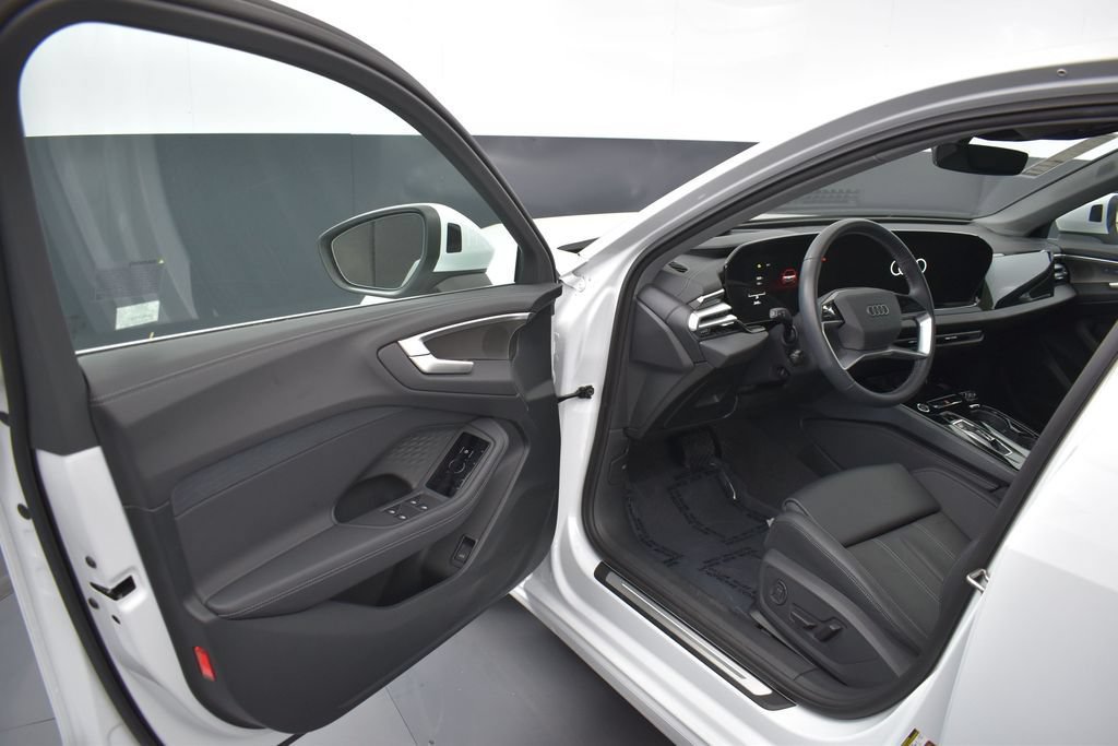 Used 2025 Audi A5 Premium w/ Premium Plus AWD/4WD image 5