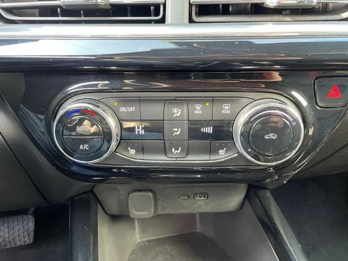 Used 2024 Chevrolet Trax RS w/ Driver Confidence Package image 20