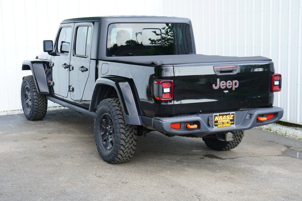 Used 2022 Jeep Gladiator Mojave w/ LED Lighting Group AWD/4WD image 4