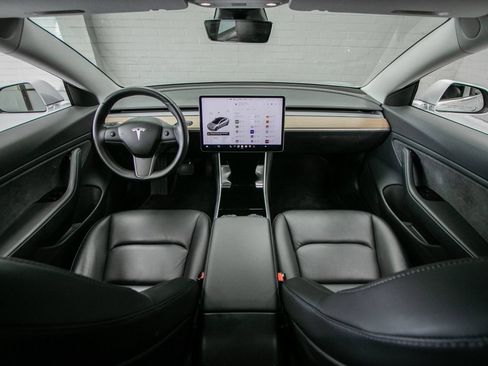 Used 2018 Tesla Model 3 Long Range AWD/4WD image 11