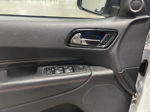 Used 2023 Dodge Durango GT AWD/4WD image 17