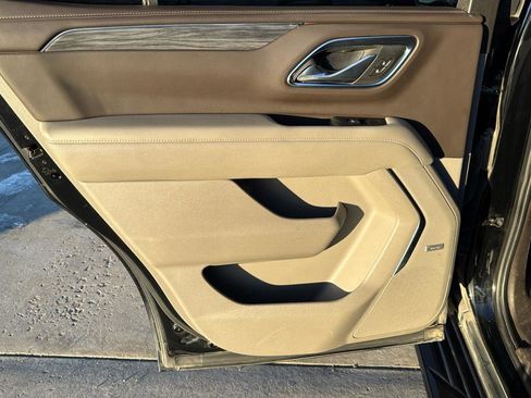 Used 2021 GMC Yukon SLT image 19