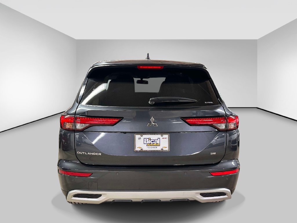 Used 2024 Mitsubishi Outlander SE AWD/4WD image 4