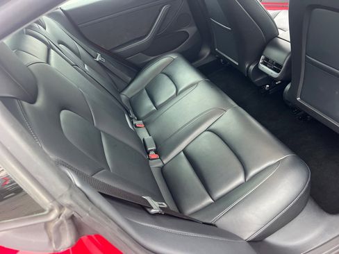 Used 2022 Tesla Model 3 Long Range image 15