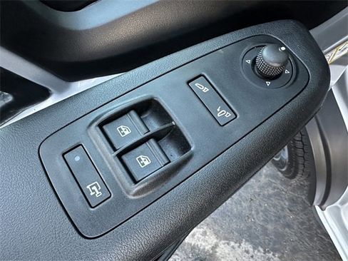 Used 2025 RAM ProMaster 2500 w/ Premium Convenience Group image 35