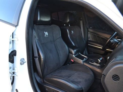 Used 2017 Dodge Charger R/T Scat Pack w/ Technology Group image 27