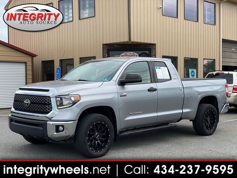Used 2019 Toyota Tundra SR5 AWD/4WD image 1