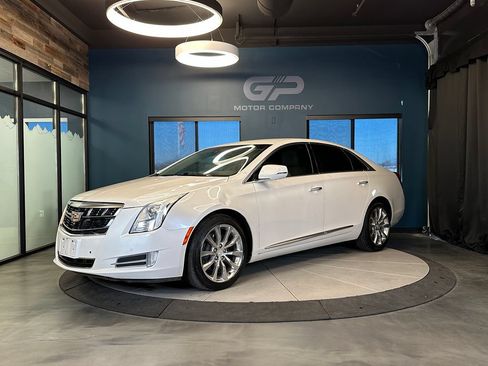 Used 2016 Cadillac XTS Premium AWD/4WD image 7