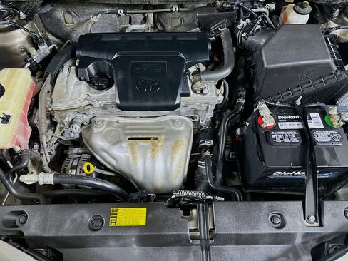 Used 2014 Toyota RAV4 LE FWD image 30