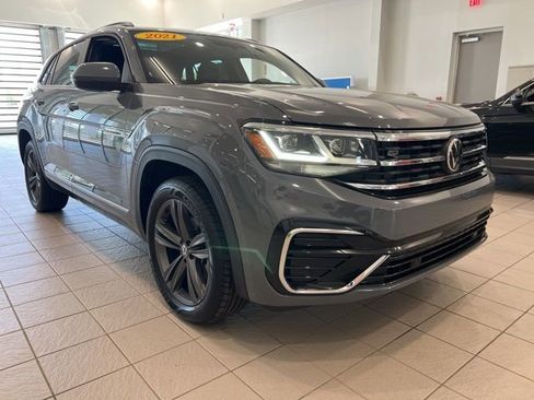 Used 2021 Volkswagen Atlas Cross Sport SE w/ Panoramic Sunroof Package AWD/4WD image 1