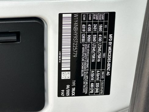 New 2025 Mercedes-Benz Sprinter 2500 image 35