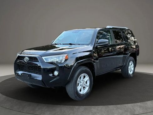 Used 2016 Toyota 4Runner SR5 image 1