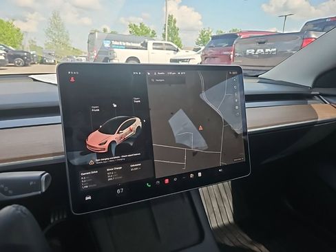 Used 2021 Tesla Model 3 Performance image 17