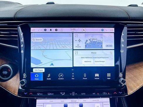 Used 2022 Jeep Grand Wagoneer Series III image 26