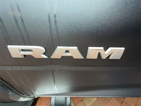Used 2019 RAM 3500 Laramie image 7