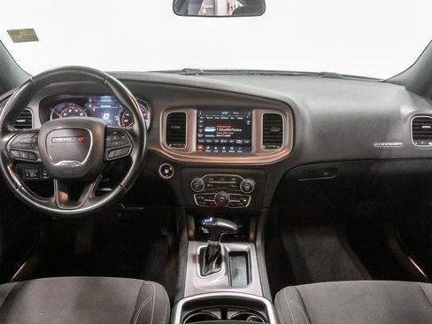 Used 2023 Dodge Charger SXT RWD image 25