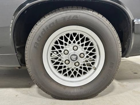 Used 1993 Jaguar XJS 4.0 Convertible RWD image 39