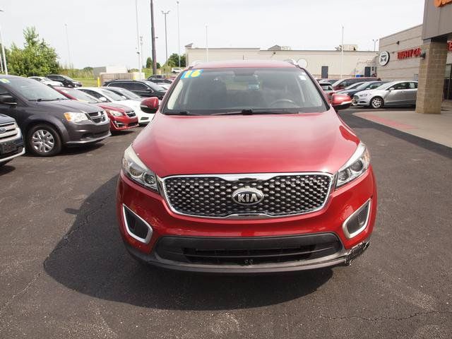 Used 2016 Kia Sorento FWD image 4