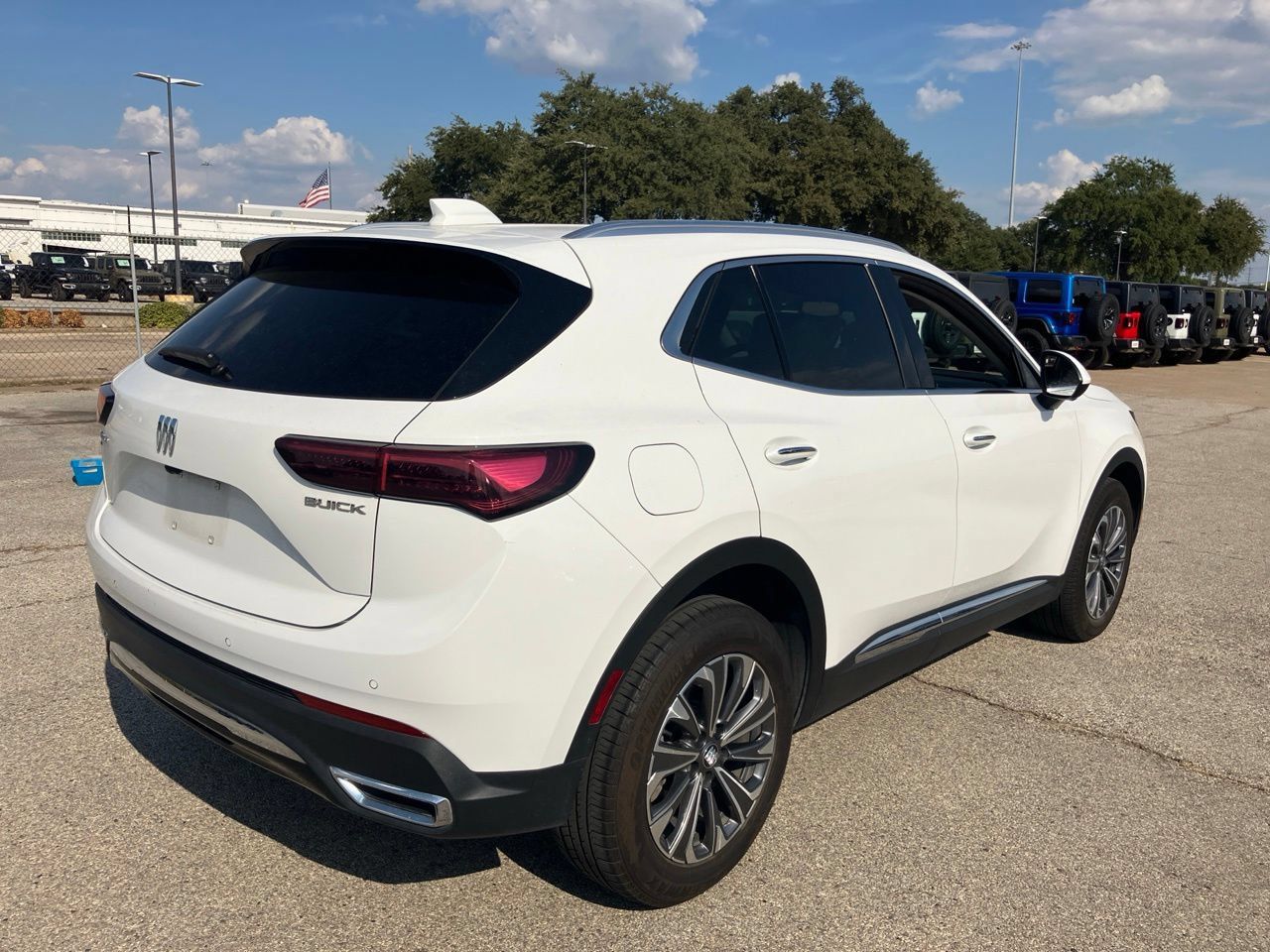 Used 2024 Buick Envision Preferred AWD/4WD image 4