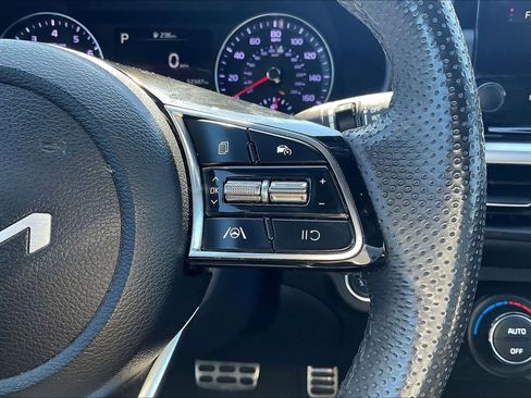 Certified 2022 Kia Forte GT-Line image 25