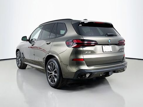New 2026 BMW X5 xDrive40i w/ M Sport Package image 5