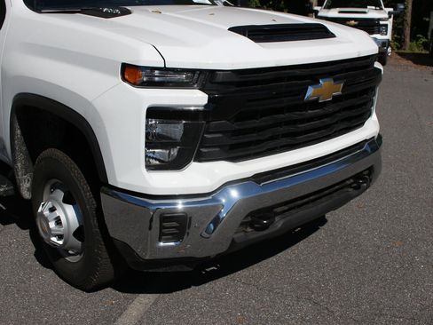 New 2025 Chevrolet Silverado 3500 W/T w/ WT Convenience Package AWD/4WD image 5