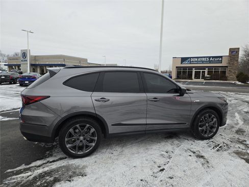 Used 2022 Acura MDX A-Spec image 31