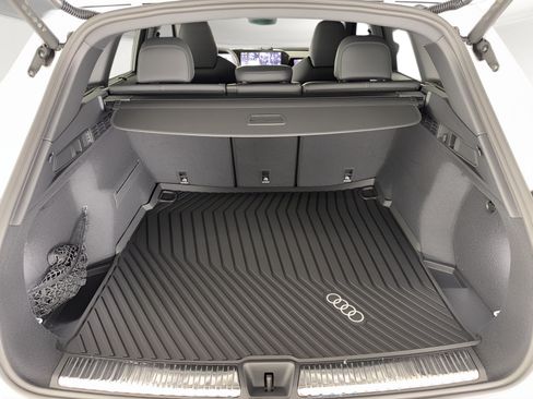New 2026 Audi SQ5 Premium Plus AWD/4WD image 13