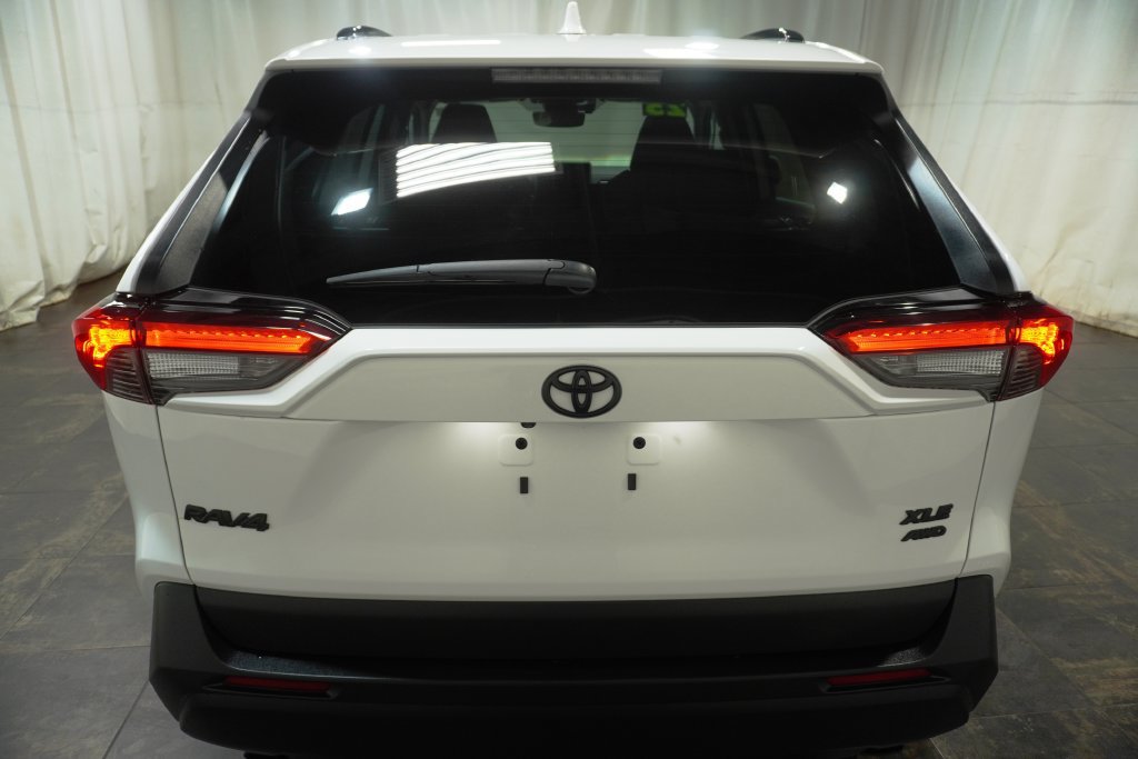 Certified 2023 Toyota RAV4 XLE w/ Convenience Package AWD/4WD image 6