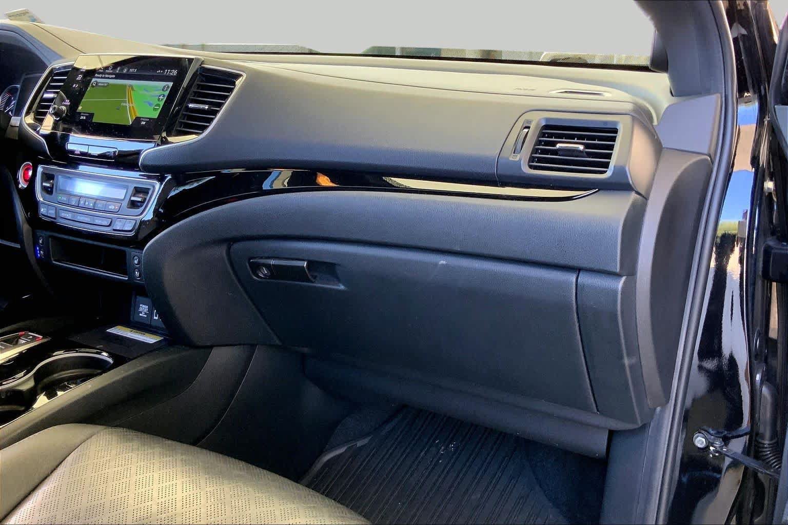 Used 2023 Honda Passport Elite image 19