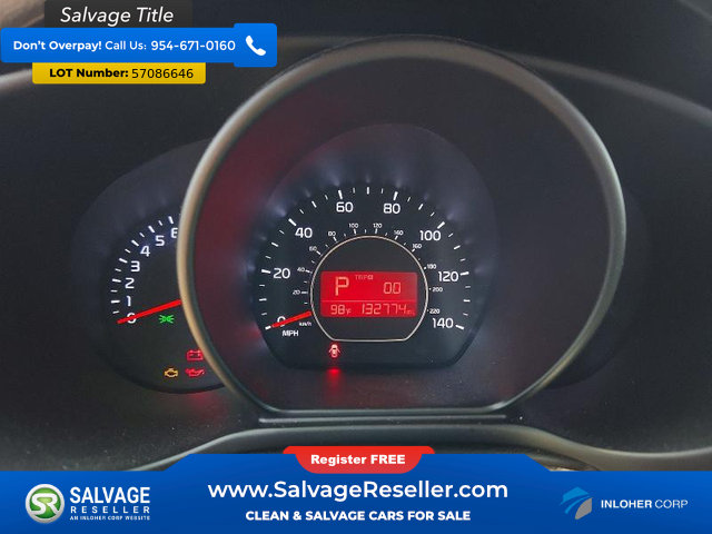 Used 2016 Kia Soul + FWD image 12