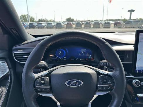 Used 2024 Ford Explorer ST w/ Equipment Group 401A AWD/4WD image 19