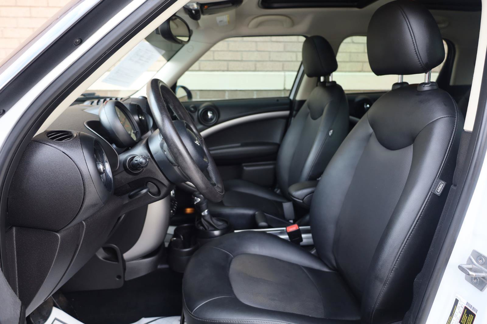 Used 2016 MINI Cooper Countryman FWD image 17
