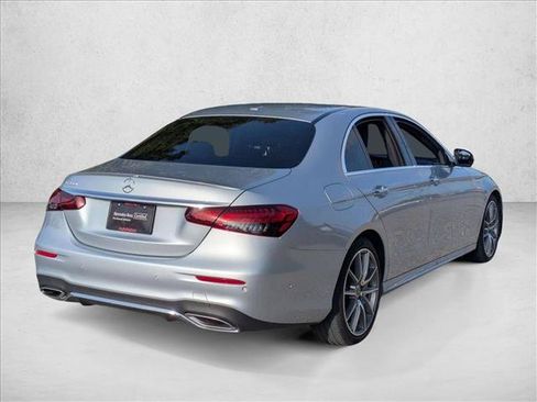 Certified 2022 Mercedes-Benz E 350 Sedan image 4
