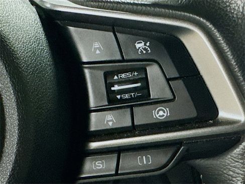 Used 2021 Subaru Forester Limited image 17