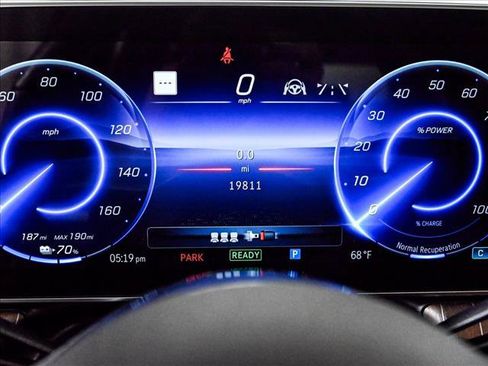 Used 2023 Mercedes-Benz EQE 500 4MATIC SUV image 11