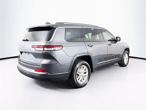 Used 2021 Jeep Grand Cherokee L Laredo w/ Luxury Tech Group I AWD/4WD image 11