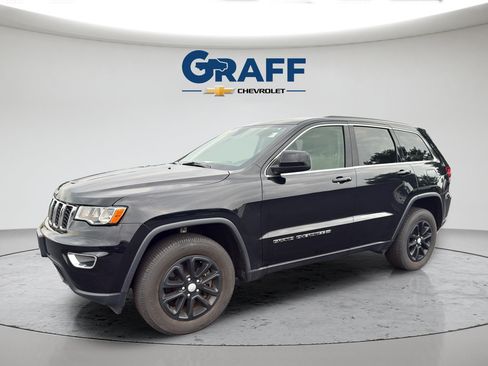 Used 2022 Jeep Grand Cherokee Laredo E AWD/4WD image 2