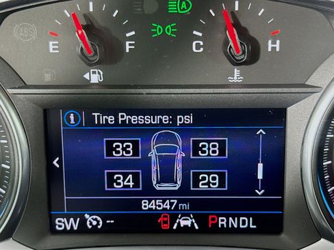 Used 2019 Chevrolet Equinox LT w/ Driver Convenience Package image 15