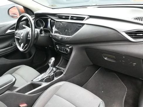 Used 2021 Buick Encore GX Preferred w/ Cold Weather Comfort Package AWD/4WD image 18