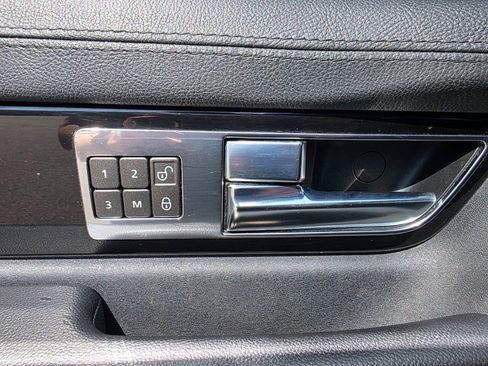 Used 2013 Land Rover Range Rover Sport HSE AWD/4WD image 11