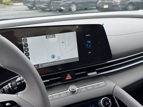 New 2026 Hyundai Elantra Sport FWD image 31