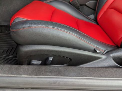 Certified 2023 Chevrolet Camaro SS RWD image 22